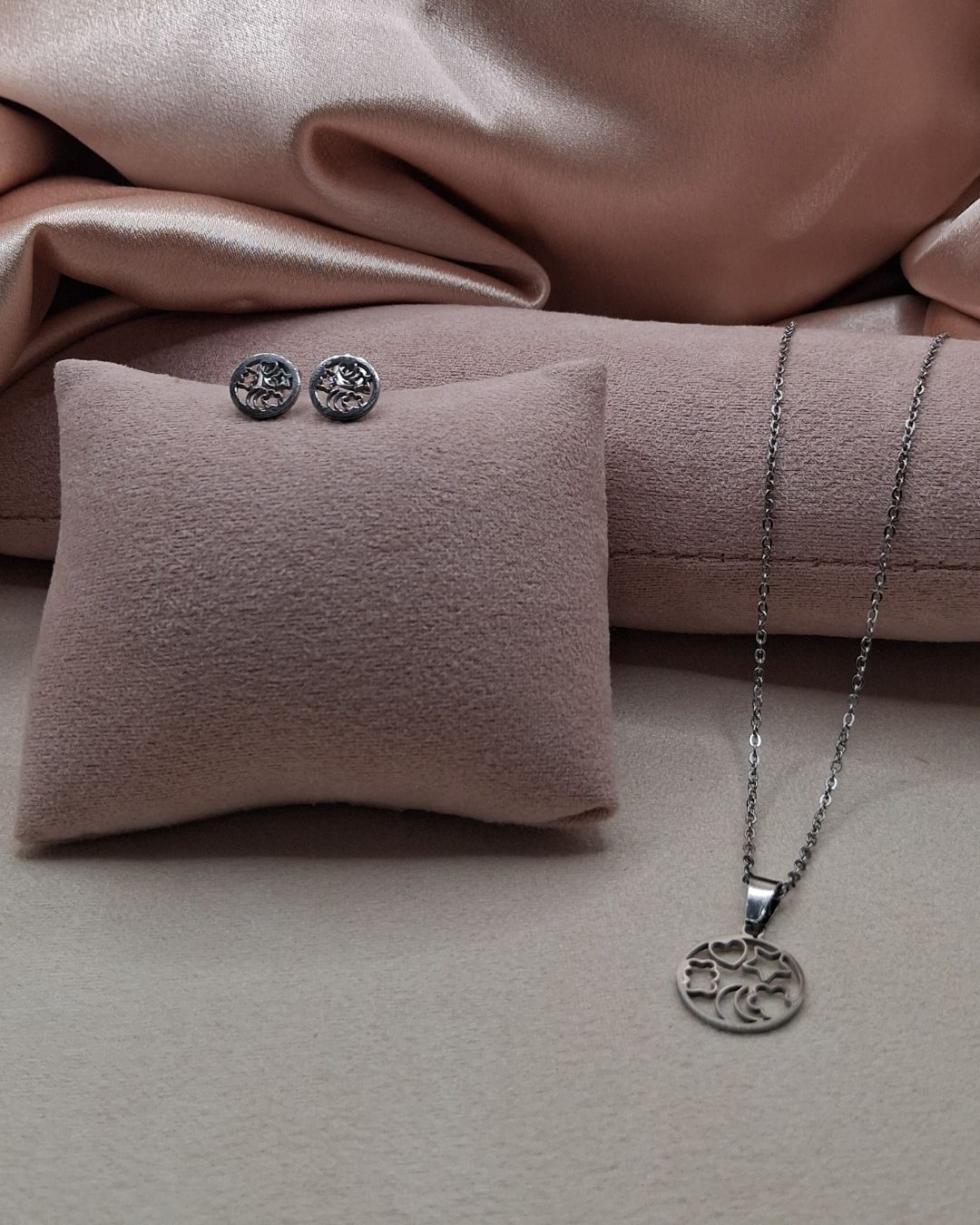 Conjunto Universo